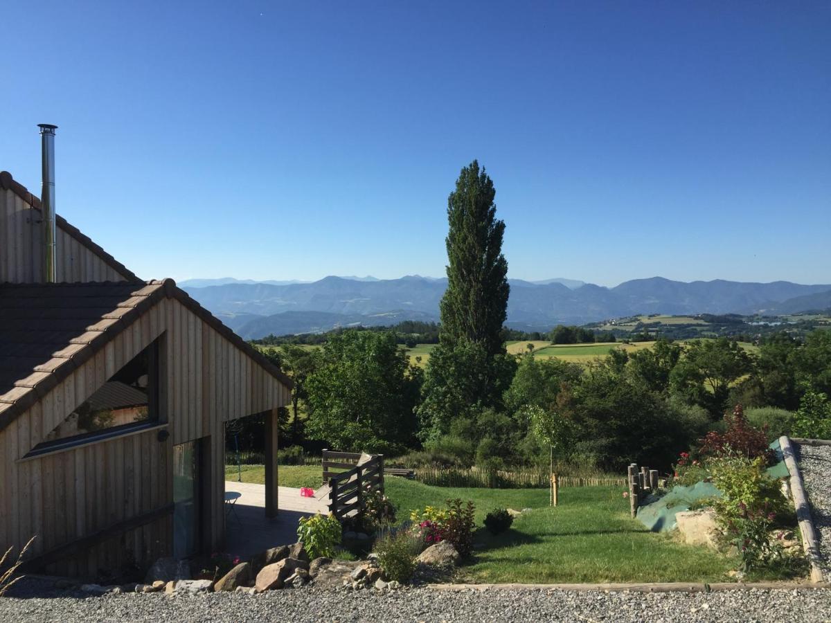 Gite Basse Correo La Freissinouse Exteriör bild